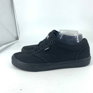 Vans Men 9 Sneakers Shoes Solid Black Canvas Low Top Skate Lace Up